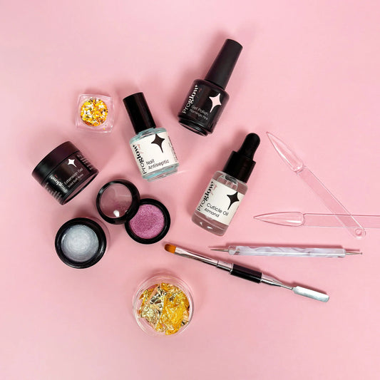 Ongle24 ProGlow, le nouveau produit pour une manucure professionnelle.